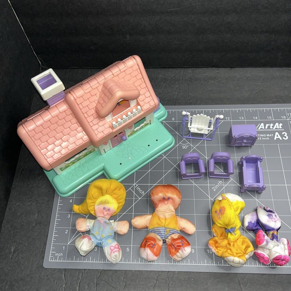 VTG 1980’s Fisher Price Smooshees Cuddlers Doll House Cottage, Dolls And Extras